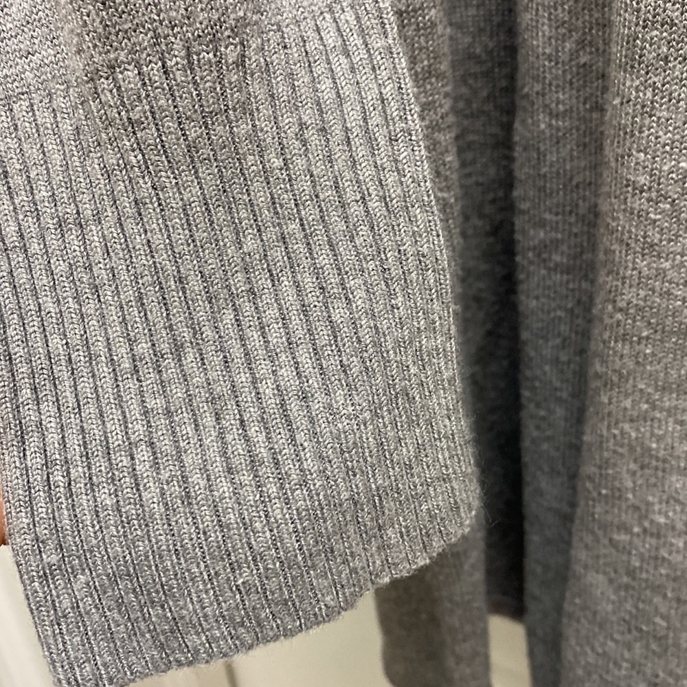 Philosophy gray long sleeve open cardigan sweater size medium - Picture 6 of 8